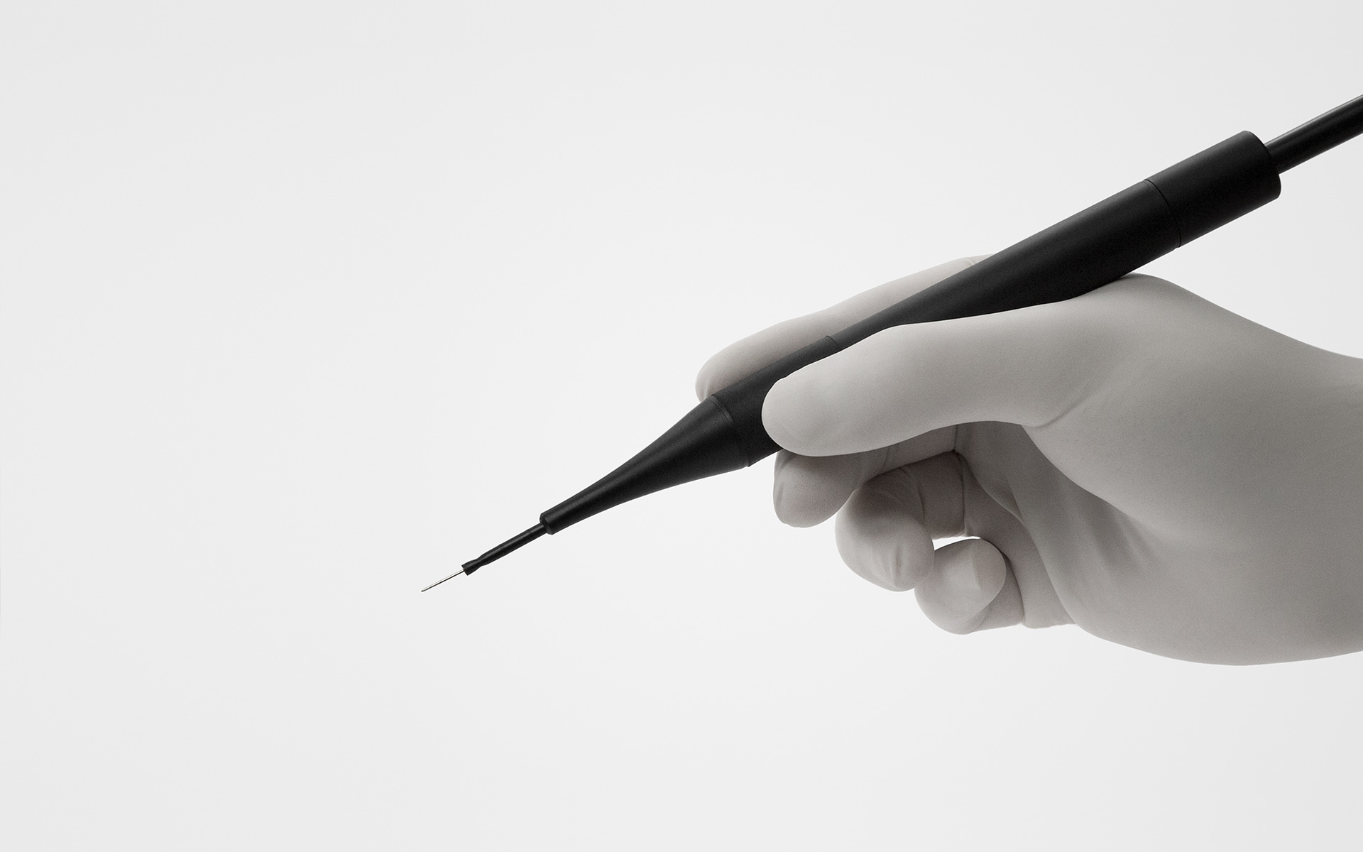 Handpiece for electrosurgery